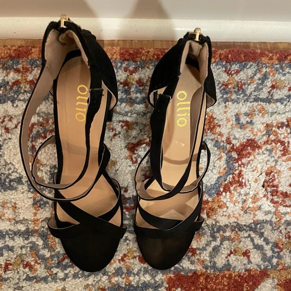 4 in. Heels - Picture 2 of 6